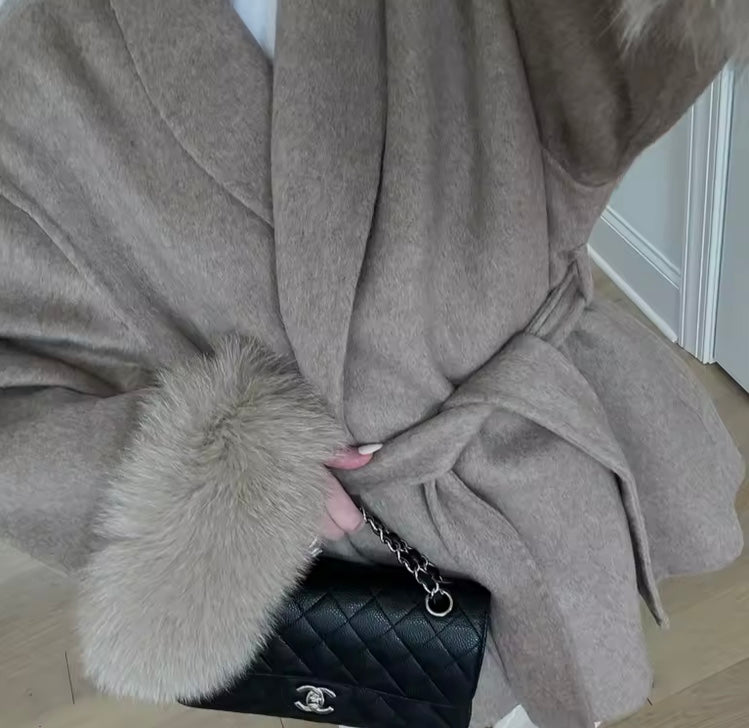 Manteau en laine col écharpe