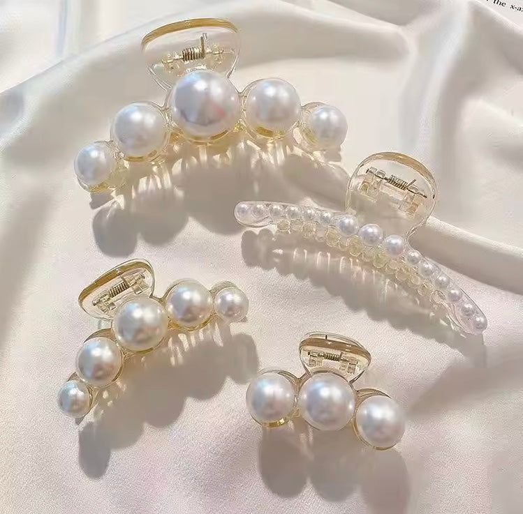 Pince à Cheveux Transparente en Acrylique – Perles & Design Géométrique Creux