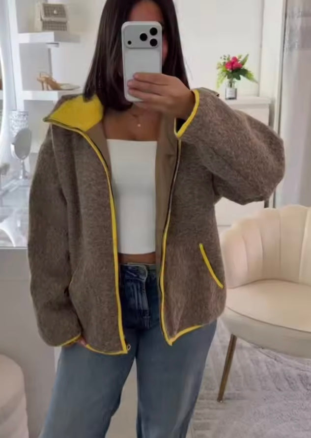 Veste polaire col montant zippée – Élégance moderne 2025