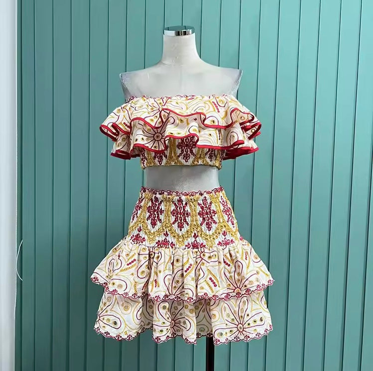 Ensemble deux pièces fleuri en coton brodé