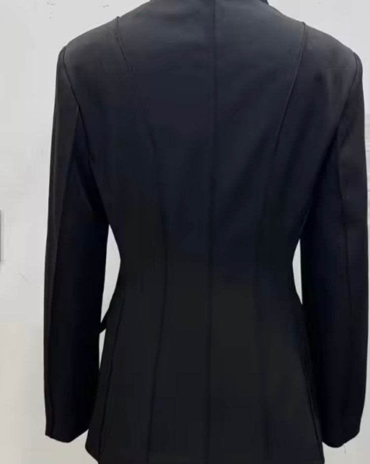 Ensemble Blazer Cintré Femme – Chic & Élégant