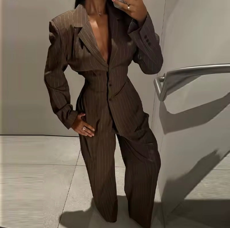 Ensemble Blazer & Pantalon Vintage Marron – Coupe Ajustée, Automne 2025