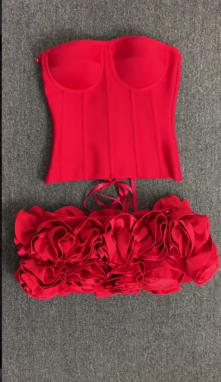Mini Jupe Rouge à Lacets – Ensemble Deux Pièces NightChester